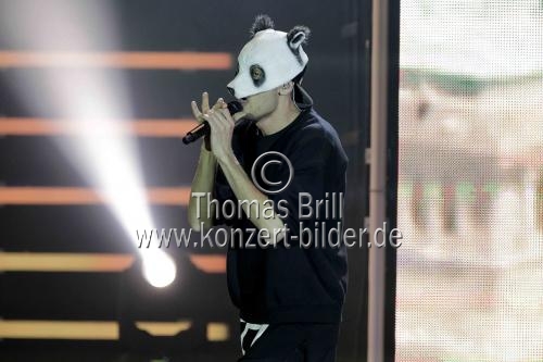 Deutscher Rapper Cro gastiert auf seiner 