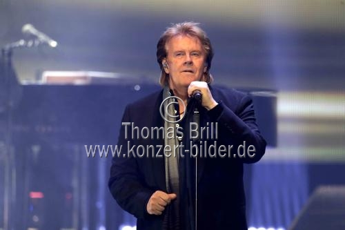 Südafrikanischer Schlagersänger Howard Carpendale gastiert auf seiner 
