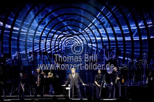 Südafrikanischer Schlagersänger Howard Carpendale gastiert auf seiner 