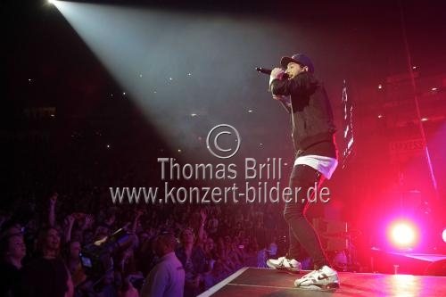 Deutsch-amerikanischer Rapper Casper gastiert auf seiner 