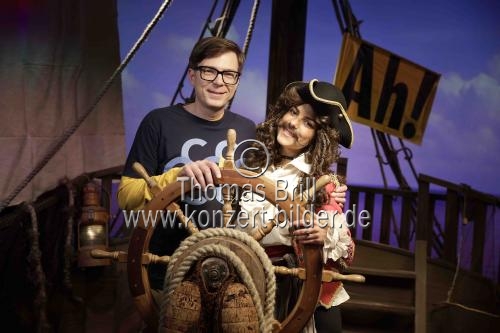 18 Jahre „Wissen macht Ah!“ mit den Moderatoren Clarissa Corrêa da Silva und Ralph Caspers im WDR-Studio 7 Köln (&copy; Thomas Brill)