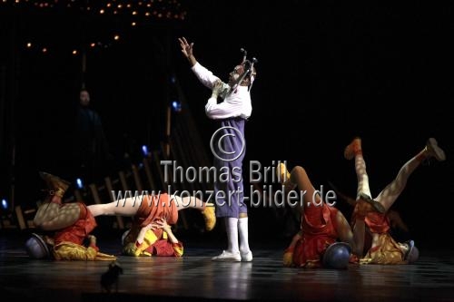 Französische Zirkus Cirque du Soleil gastiert mit seinem Programm 