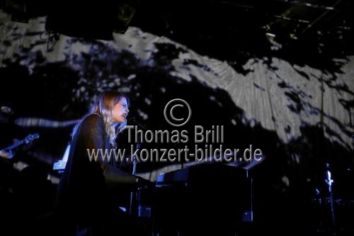 Kanadische Singer-Songwriterin Béatrice Martin alias Coeur de Pirate gastiert auf ihrer 