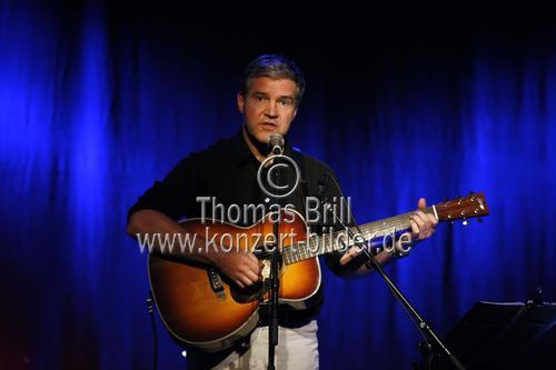 Britischer Sänger und Songwriter Lloyd Cole gastierte auf seiner 