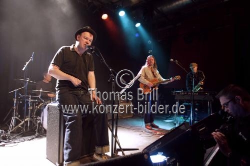 Schottische Musiker Edwyn Collins gastiert auf seiner 