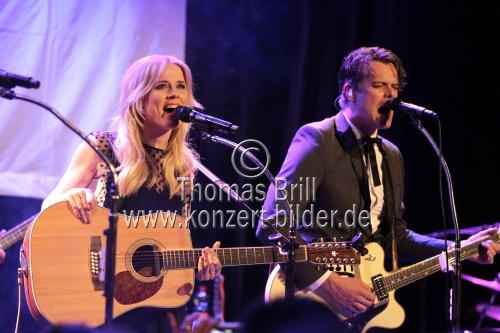 Niederländisches Gesangsduo The Common Linnets gastiert auf ihrer 