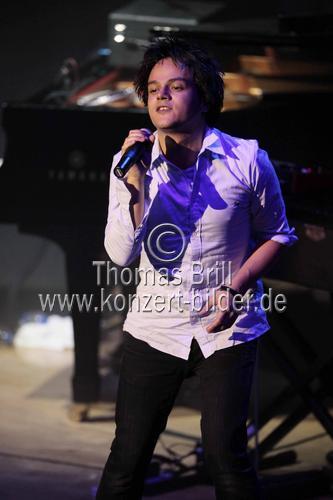 Englischer Jazz-Pianist und Sänger Jamie Cullum gastiert auf seiner The Pursuit-Tour in der Philharmonie Köln (© Thomas Brill)