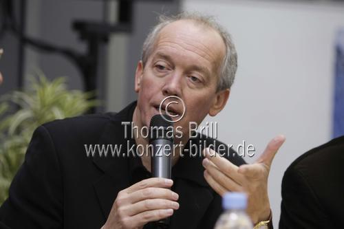 Belgische Filmregisseure Luc  und  Jean-Pierre Dardenne  sind die Träger des Filmpreis Köln 2008 bei der Cologne Conference 2008 im Atrium, Im MediaPark 4 Köln (&copy; Thomas Brill)