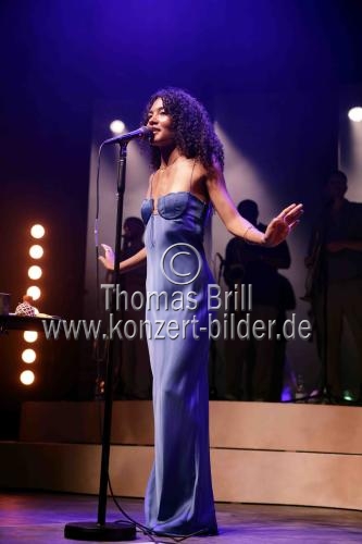 Englische Neo-Soul-Sängerin Olivia Dean gastiert auf ihrer 