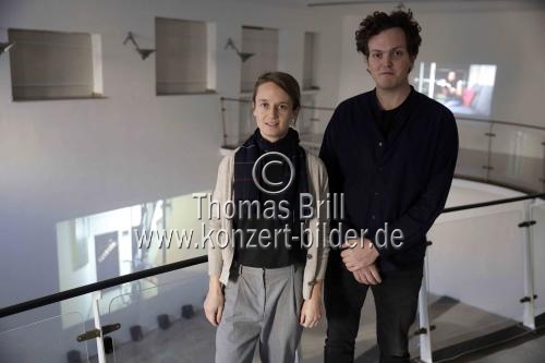 Deutsche Künstler Floian Dedek und Laura Engelhardt gastieren mit ihrer Videoinstallation „Das Schloss“ vom 05. bis 21. Dezember 2019 in der artothek Köln (&copy; Thomas Brill)