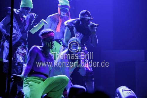 Deutsche Hip-Hop-Formation Deichkind gastiert auf ihrer 