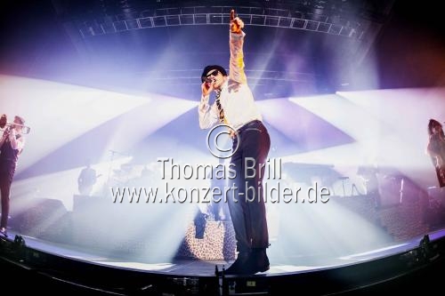 Deutscher Hip-Hop-, Reggae- und Funk-Musiker Jan Delay gastiert auf seiner 