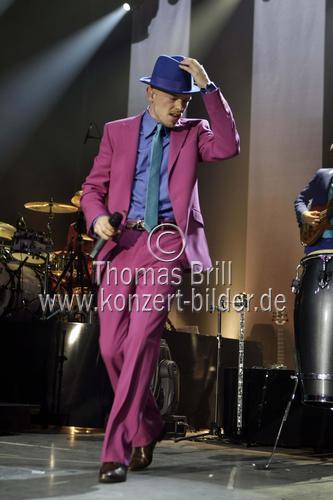 Deutscher Hip-Hop-, Reggae- und Funk-Interpret Jan Delay gastiert auf seiner 