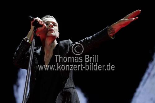 Britische Synthie Pop-Band Depeche Mode gastiert mit ihrem Sänger Dave Gahan auf ihrer 