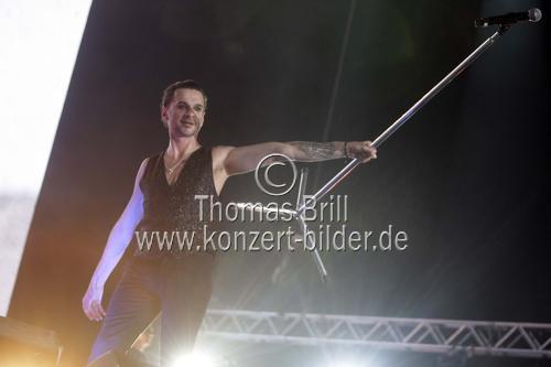 Britische Synthie Pop-Band Depeche Mode gastiert mit ihrem Sänger Dave Gahan auf ihrer 