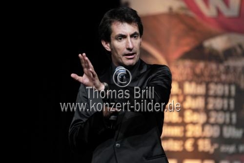 Deutscher Comedian Klaus-Jürgen Knacki Deuser und Alex Flucht moderiert das Programm der 