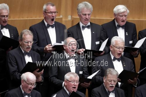 Deutz-Chor Köln und die Württembergische Philharmonie Reutlingen gastieren unter der Leitung von Heinz Walter Florin gastieren mit dem Konzert 