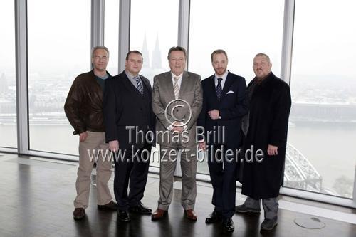 Dreharbeiten zum TATORT Die Berater aus Köln mit Ballauf (Klaus J. Behrendt) und Schenk (Dietmar Bär) im LVR-Turm Köln (&copy; Thomas Brill)