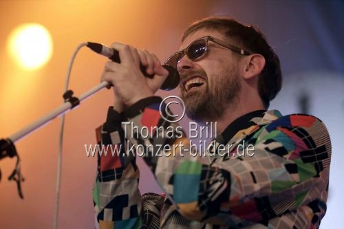 Britische Pop-Band The Divine Comedy mit Sänger Neil Hannon gastiert auf ihrer 