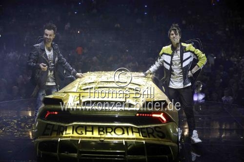 Deutsches Showmagier-Duo Ehrlich Brothers gastiert auf ihrer 