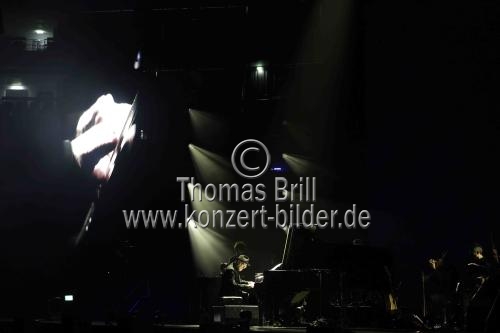 Italienische Pianist Ludovico Einaudi gastiert mit seinem Ensemble auf seiner 