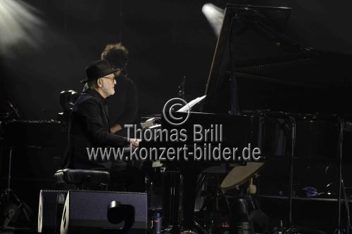 Italienische Pianist Ludovico Einaudi gastiert mit seinem Ensemble auf seiner 