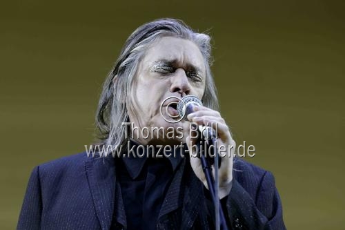 Deutsche experimentelle Rock-Band Einstürzende Neubauten gastiert auf ihrer 