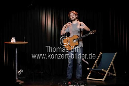 Deutsche Kabarettist Wolfgang Masin alias El Mago Masin gastiert mit seinem Programm 