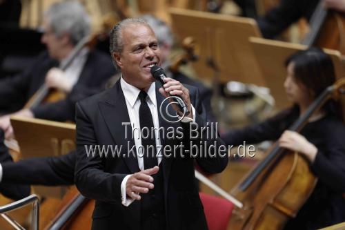 Deutz-Chor Köln und die Philharmonie Südwestfalen gastieren unter der Leitung von Heinz Walter Florin mit dem Konzert 