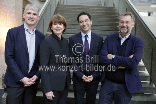 Kolumbianische Dirigent Andrés Orozco-Estrada wurde als übernimmt als Kölner Generalmusikdirektor und Gürzenich Kapellmeister im Historischen Rathaus der Stadt Köln vorgestellt (© Thomas Brill)