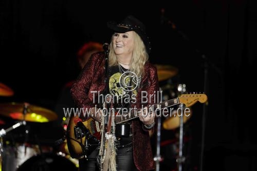 Amerikanische Singer/Songwriterin Melissa Etheridge gastiert auf ihrer 
