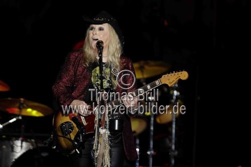 Amerikanische Singer/Songwriterin Melissa Etheridge gastiert auf ihrer 