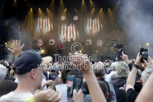 Britische elektronische Dancemusic-Band Faithless gastiert auf ihrer 