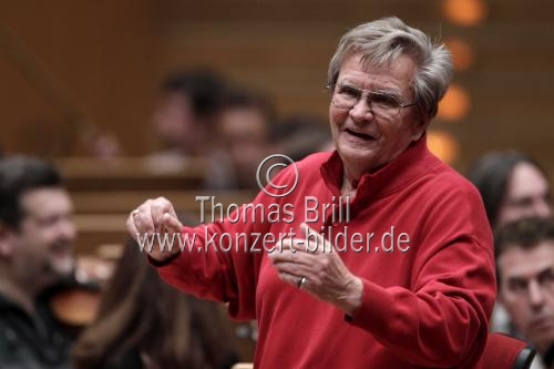 Russische Dirigent Vladimir Fedoseyev leitet das Tschaikowsky Sinfonieorchester Moskau in der Philharmonie Köln (© Thomas Brill)