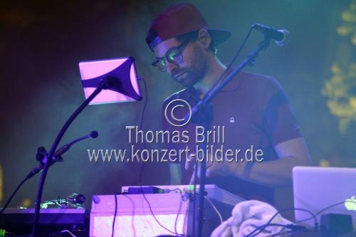 Hamburger Hip Hop-Band Fettes Brot gastieren auf ihrer 