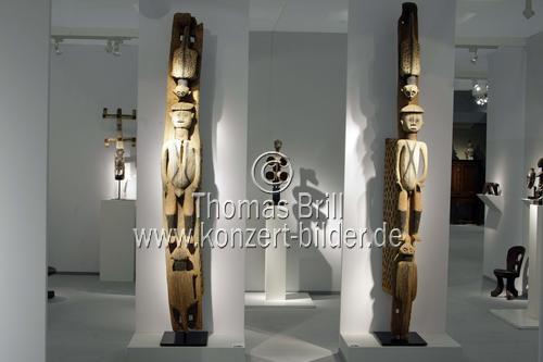 Cologne Fine Art & Antiques-Die Kunstmesse mit dem Angebotsspektrum von der Antike bis zur Nachkriegskunst gastiert vom 19. bis 23. November 2008 in der Messe Halle 3.2  Köln (&copy; Thomas Brill)