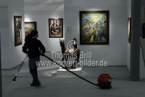 Cologne Fine Art & Antiques-Die Kunstmesse mit dem Angebotsspektrum von der Antike bis zur Nachkriegskunst gastiert vom 19. bis 23. November 2008 in der Messe Halle 3.2  Köln (&copy; Thomas Brill)