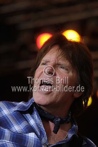 US-amerikanischer Sänger John Cameron Fogerty auf 