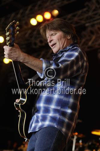 US-amerikanischer Sänger John Cameron Fogerty auf 