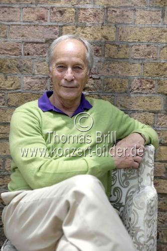 Amerikanische Schriftsteller Richard Ford im Interview über seinen Roman „Frank“ im Rahmen der lit.COLOGNE SPEZIAL in Wasserturm Hotel Köln (© Thomas Brill)