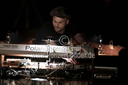 Deutsche Pianist und Komponist Nils Frahm gastiert auf seiner 