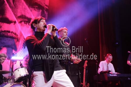 Schottische Indie-Rockband Franz Ferdinand und die amerikanische Pop-/Electro-Pop-Band Sparks gastieren auf ihrer 