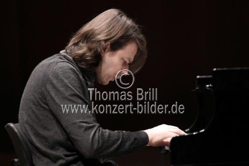 Französische Pianist David Fray gastiert mit Werken von Johann Sebastian Bach in der Philharmonie Köln (&copy; Thomas Brill)
