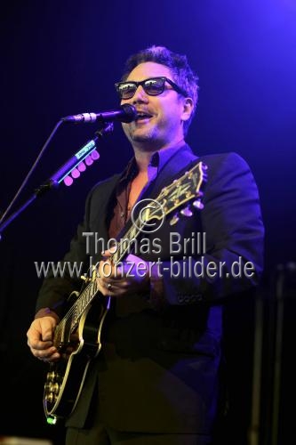 Amerikanische Alternative-Rock-Band Fun Lovin Criminals gastiert auf ihrer 