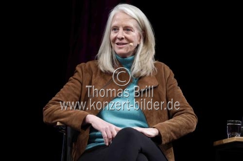 Amerikanische Schriftstellerin Bonnie Garmus liest aus ihrem Debutroman „Eine Frage der Chemie