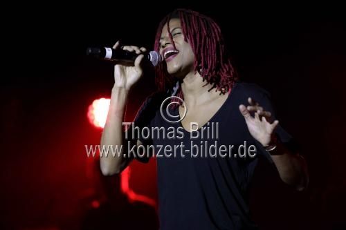 Deutsche Reggae- und Dancehall-Musiker Tillmann Otto alias Gentleman gastiert auf seiner 