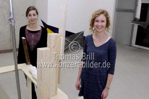 Deutsche Künstlerinnen Daniele Schmitz und Marie Gerlach gastieren mit ihrer Ausstellung Jetzt auch in Köln vom 14. Januar bis 24. Februar 2012 im Quartier am Hafen Köln (© Thomas Brill)
