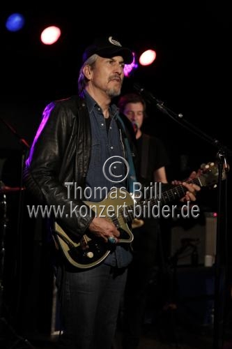 Amerikanische Alternative-Country-Band Giant Sand gastiert auf ihrer 