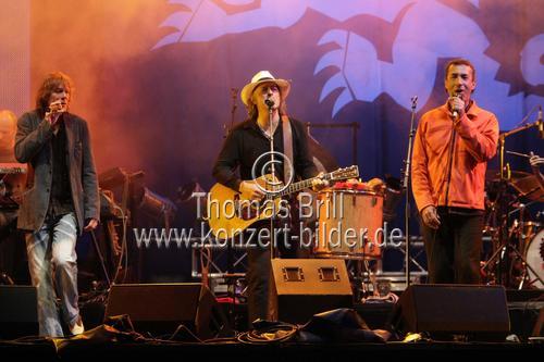 ÷sterreichische Liedermacher Hubert von Goisern und seine Klner Freunde mit BAP, Gerd Kster und Frank Hocker und Band gastierten auf ihrer 