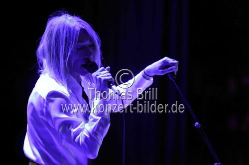 Amerikanische Sängerin Kim Gordon gastiert auf ihrer 